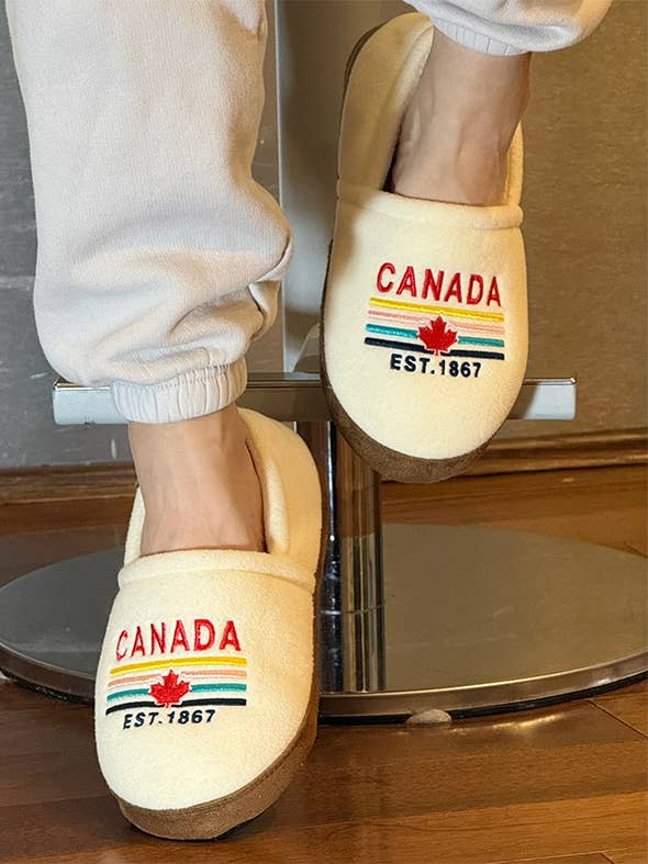 Northern Icons Canada - Vente Chaussons – femme - Pantoufles Mocassins Heritage Canada1
