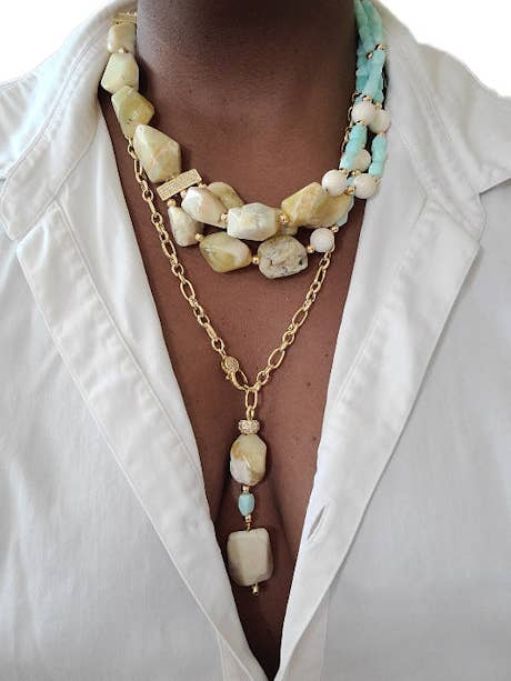 Collier multibrins en opale jaune et bleu péruvien pour la vente par L. Styles, LLC