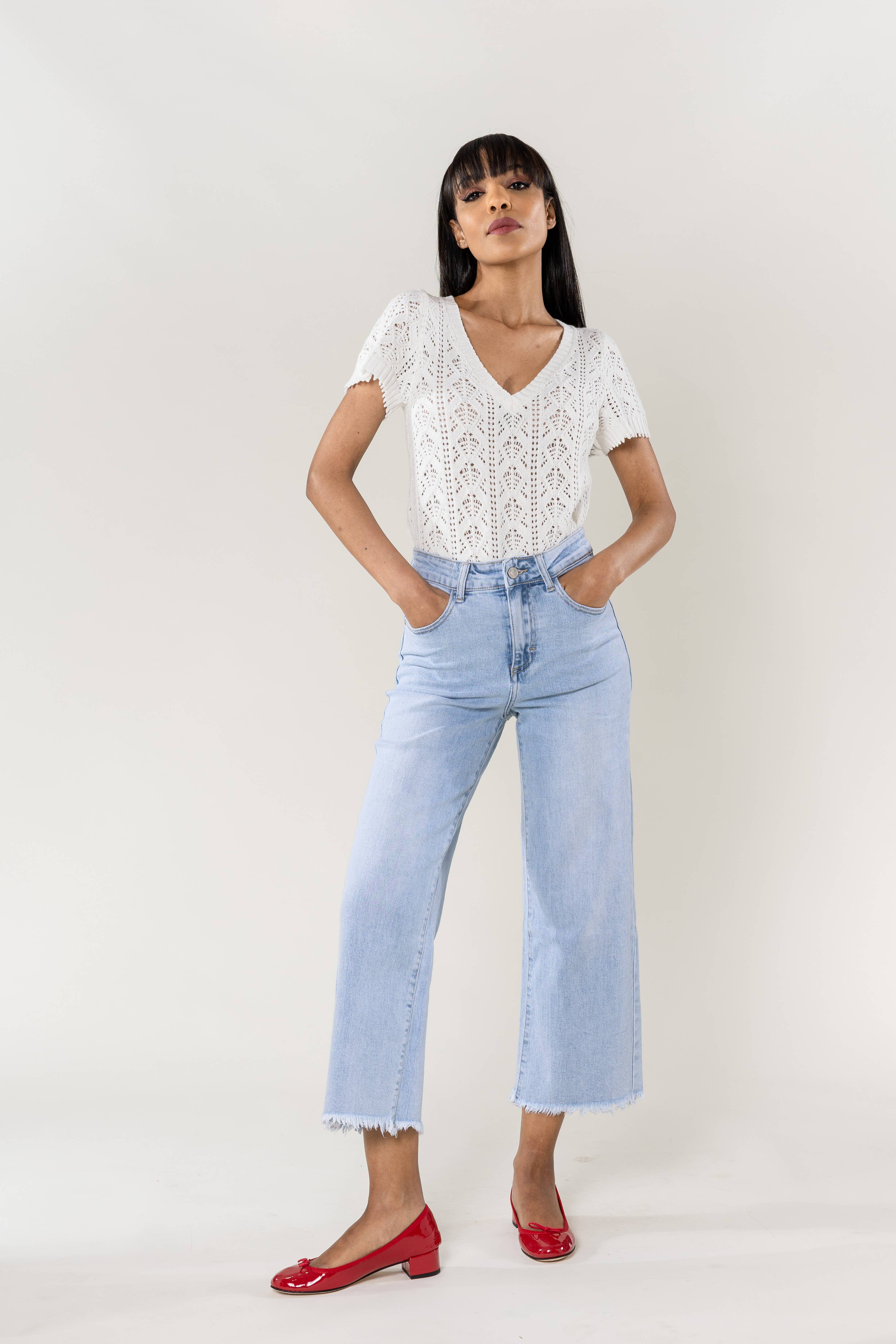 Nina Carter – Engroshandel Jeans - Dame – Nina Carter flare cropped jeans med frynset kant og stretch16