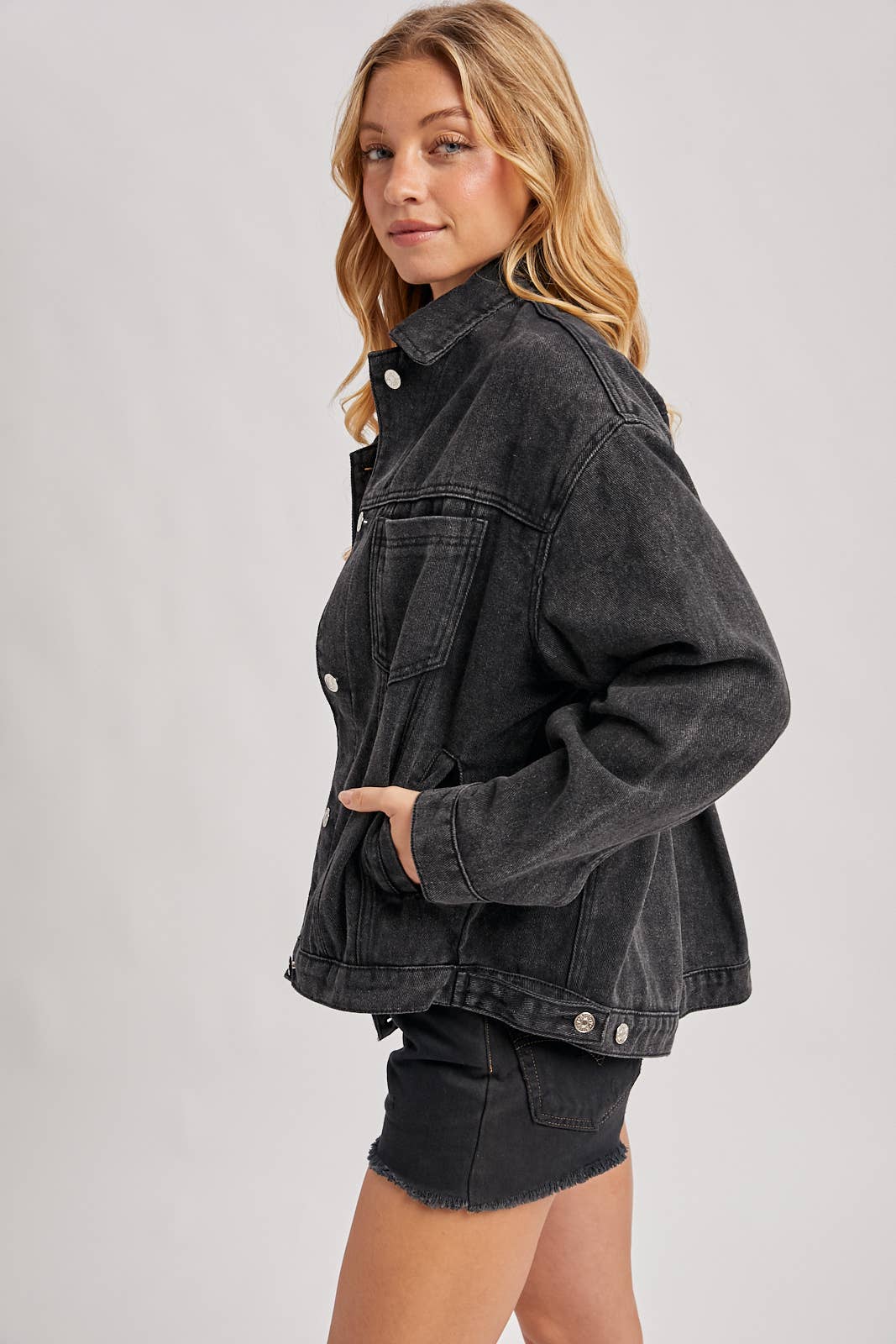 Bluivy - Venta al por mayor Cazadora vaquera - Mujer - Chaqueta oversized de mezclilla con botones23