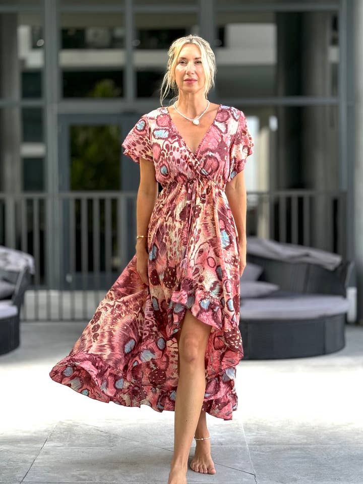 Vestido Cove com Folhos 🔥 1 restante por atacado de Sun + Soul