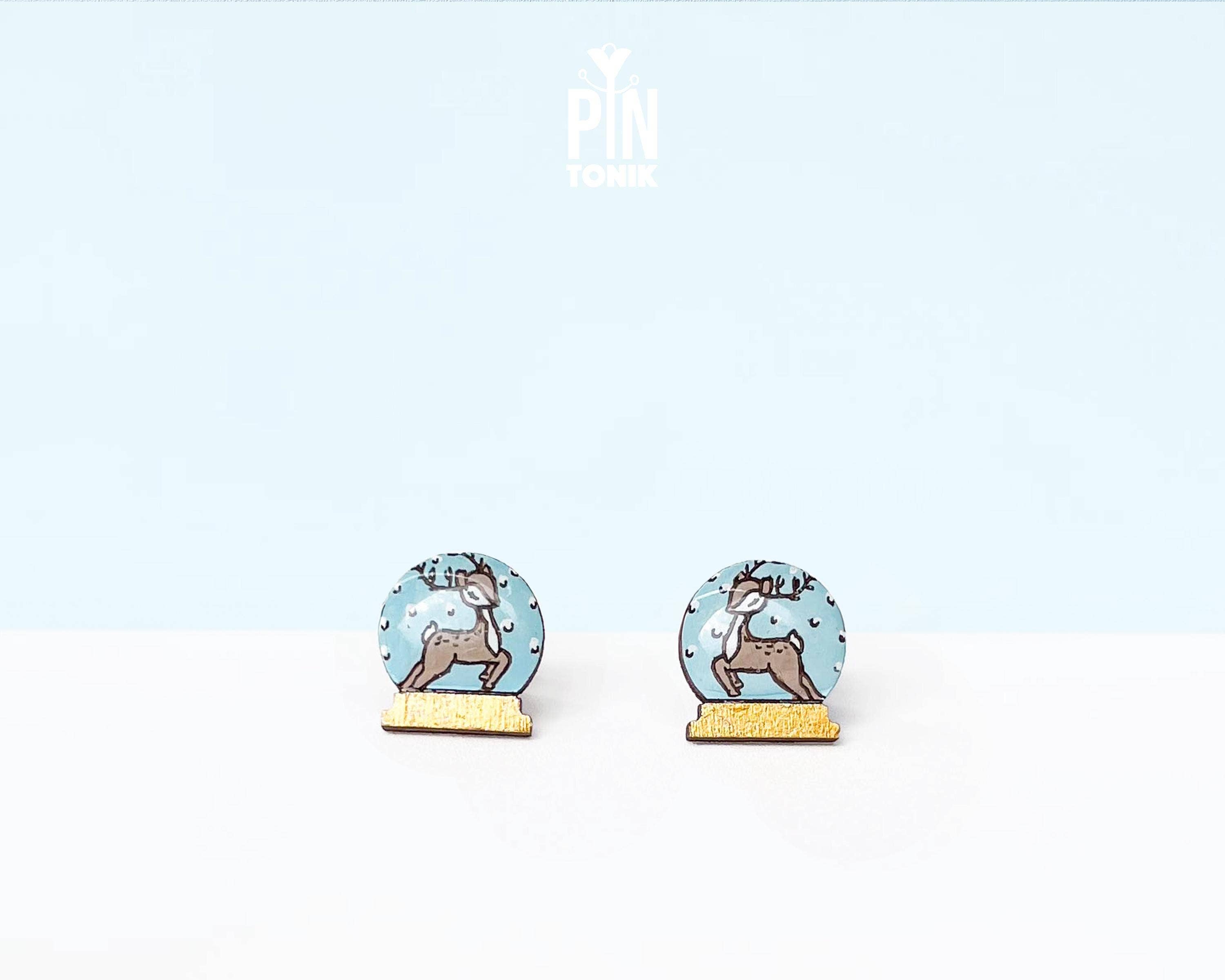 PinTonik – wholesale Stud/post earrings – Reindeer Snow Globe Christmas Festive Earrings0