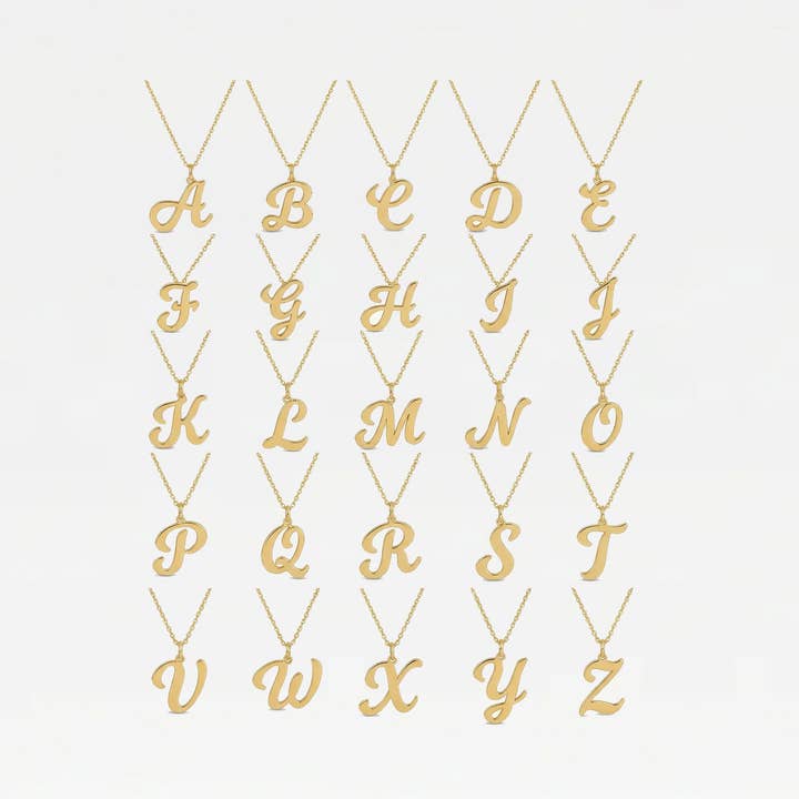 La Collana con Pendente a Script Firmato per la vendita all'ingrosso da parte di The M Jewelers