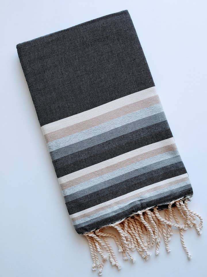 Badetuch/Sarong/Schwarz-Creme-Grau-Sand für den Großhandel von wonderfouta