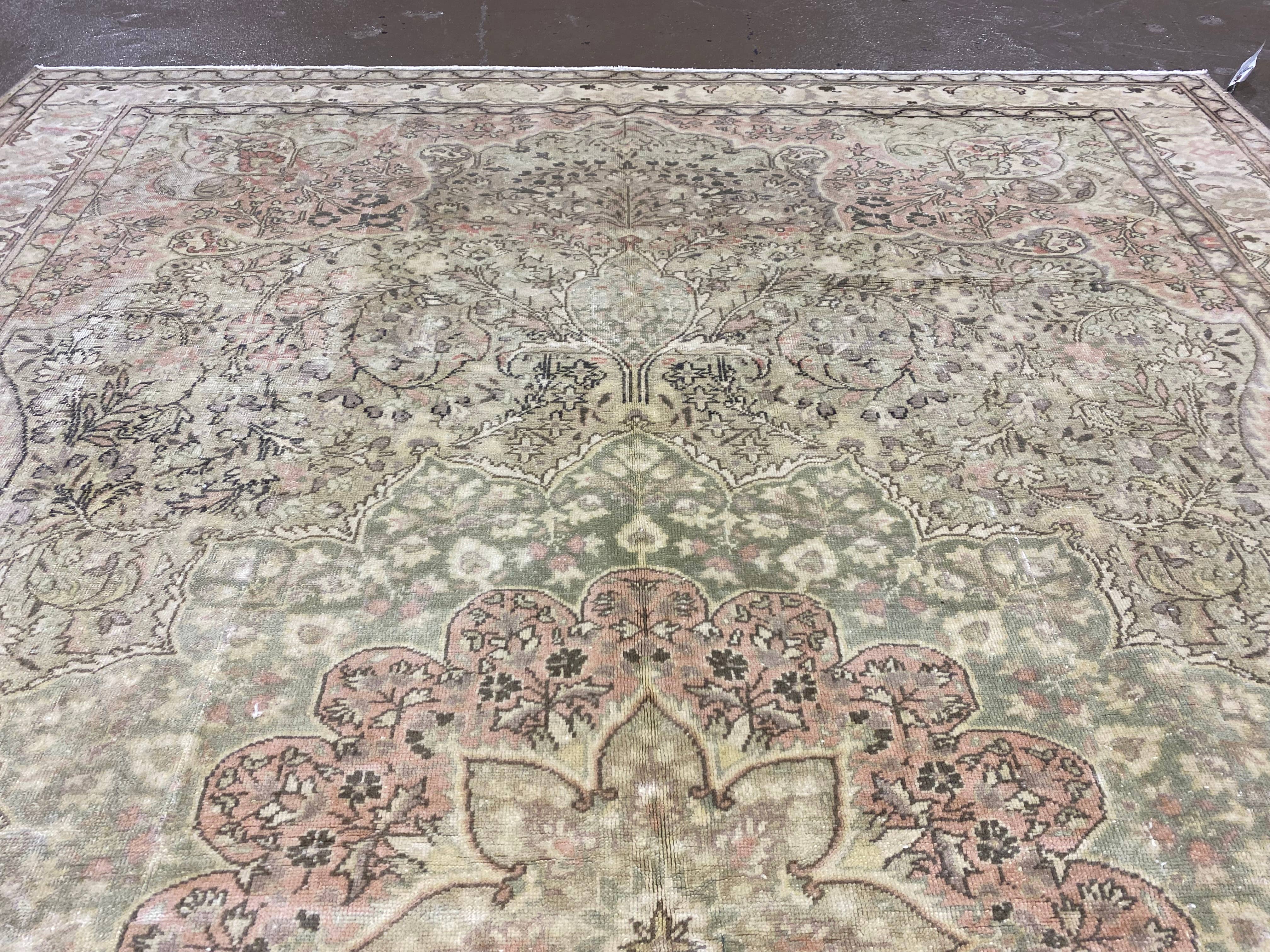 Vintage Loomz - Wholesale Area Rug - Vintage Turkish Kayseri Rug | 6.8 x 9.86