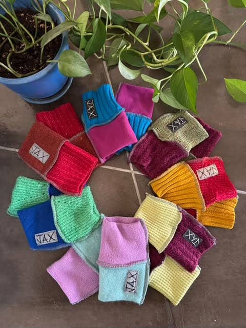 Jax Upcycled - Wholesale Gloves - Women's - Upcycled Unisex Fingerless Gloves choose the vibe color13