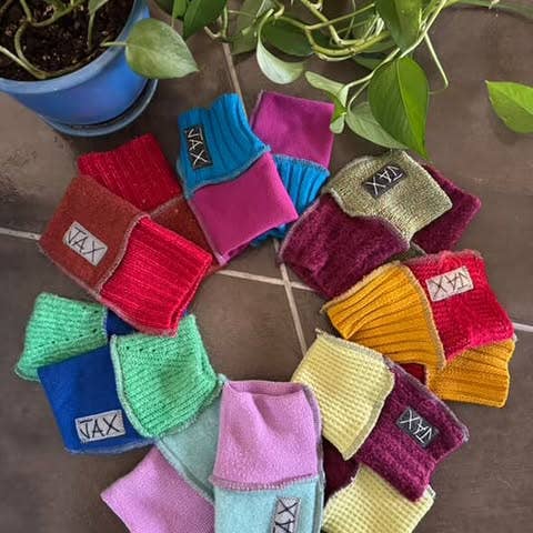Jax Upcycled - Wholesale Gloves - Women's - Upcycled Unisex Fingerless Gloves choose the vibe color13