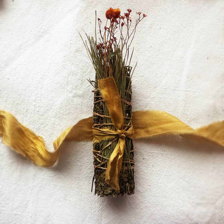 Fagot de purification à la fumée de pluie du désert de créosote pour la vente par Topanga Window