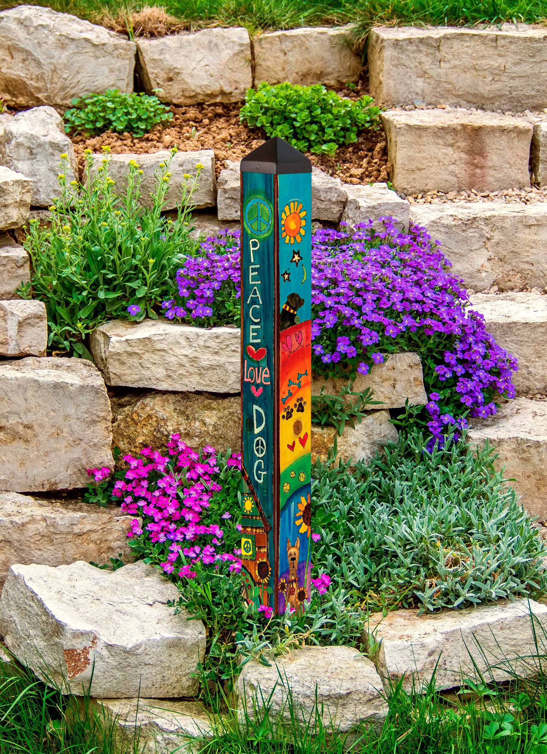 Studio M - Wholesale Garden/Lawn Stake - Peace Love Dog 40" Art Pole1