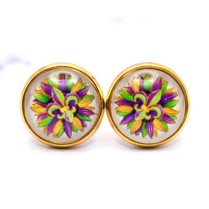 Clous d'oreilles à motif floral en forme de fleur de lis avec photo pour la vente par Daydreamer Designs