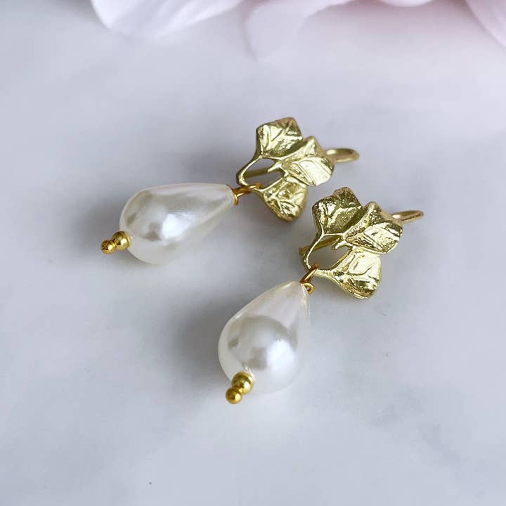 Pearl and Ivy Studio - Wholesale Dangle Earrings - Brass flower earrings faux pearl - small Orchid Drops4