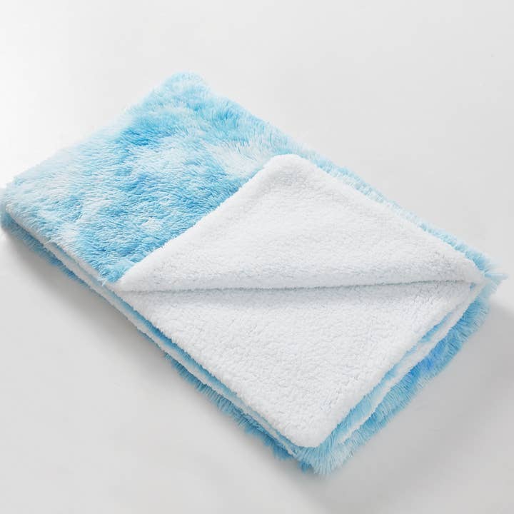 Duke Imports – Großhandel Überwurfdecke – "Blauer Himmel" Kunstfell-Plüschdecke - 127 cm x 178 cm7