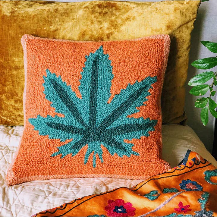Coussin Crocheté Mary Jane - Jungalow pour la vente par Peking Handicraft