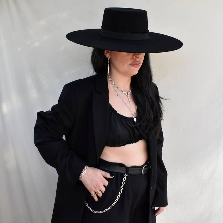 Morgaine Faye - Wholesale Link & Chain Necklace - Tether Chain19