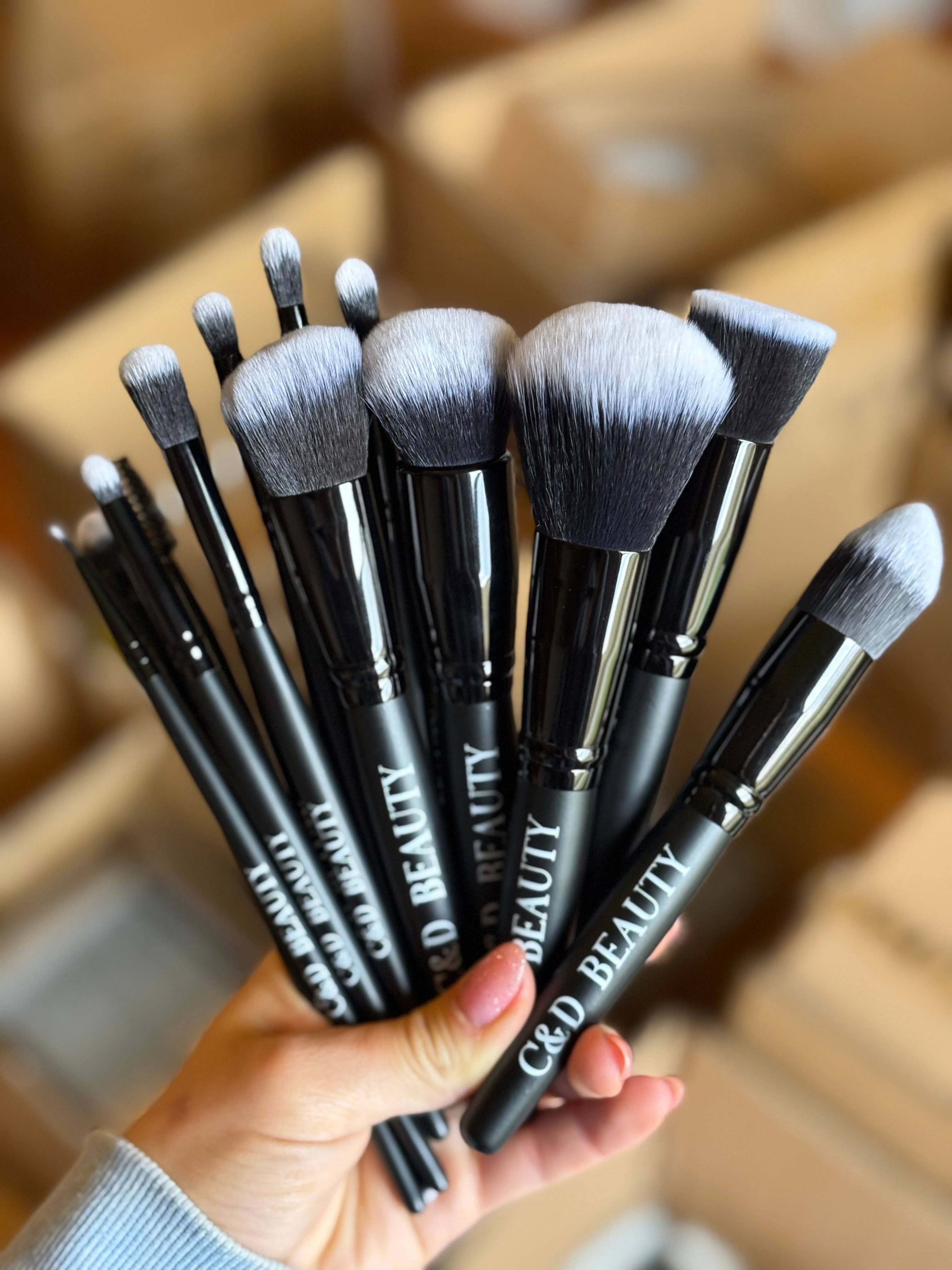 C & D Beauty LLC. - Wholesale Makeup Brush Set - Makeup Brush Set7