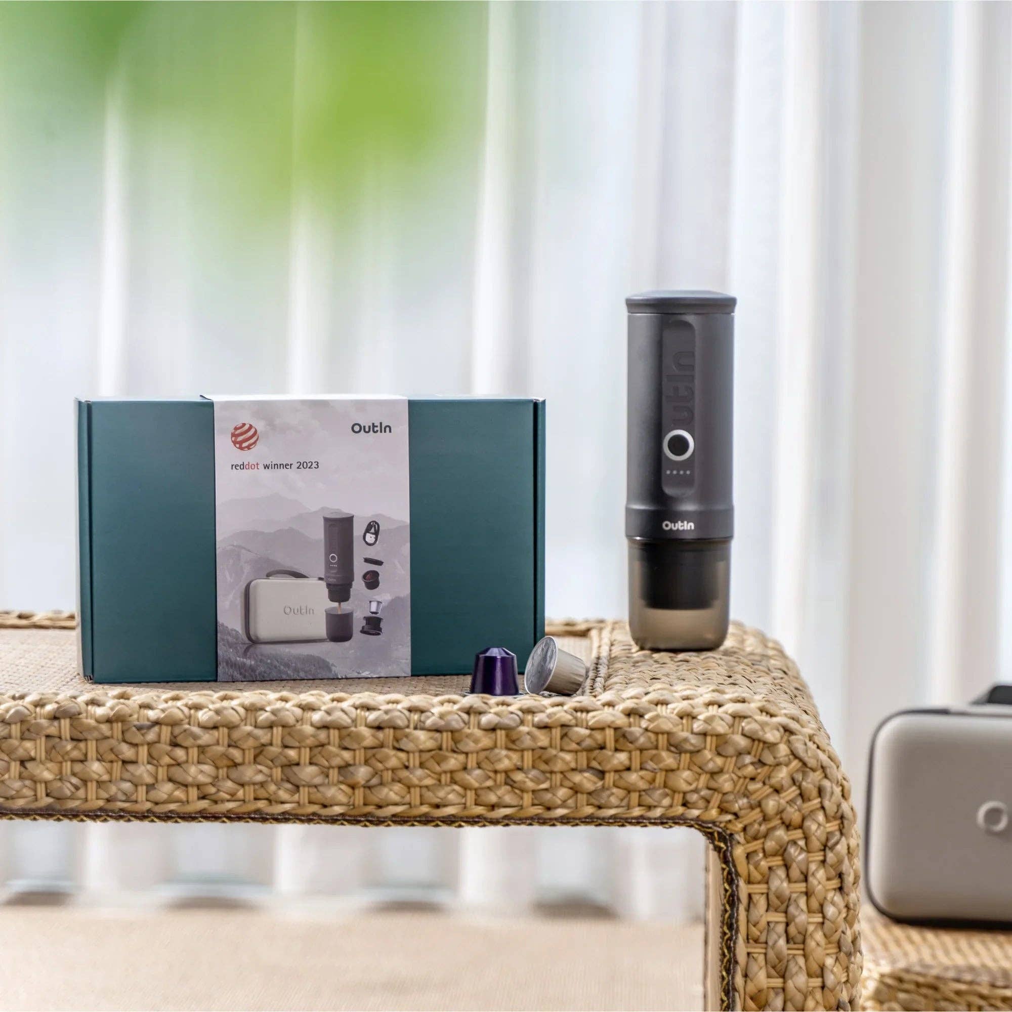 Outin - Wholesale Espresso Maker - Traveler Espresso Gift Set (Space Grey)3