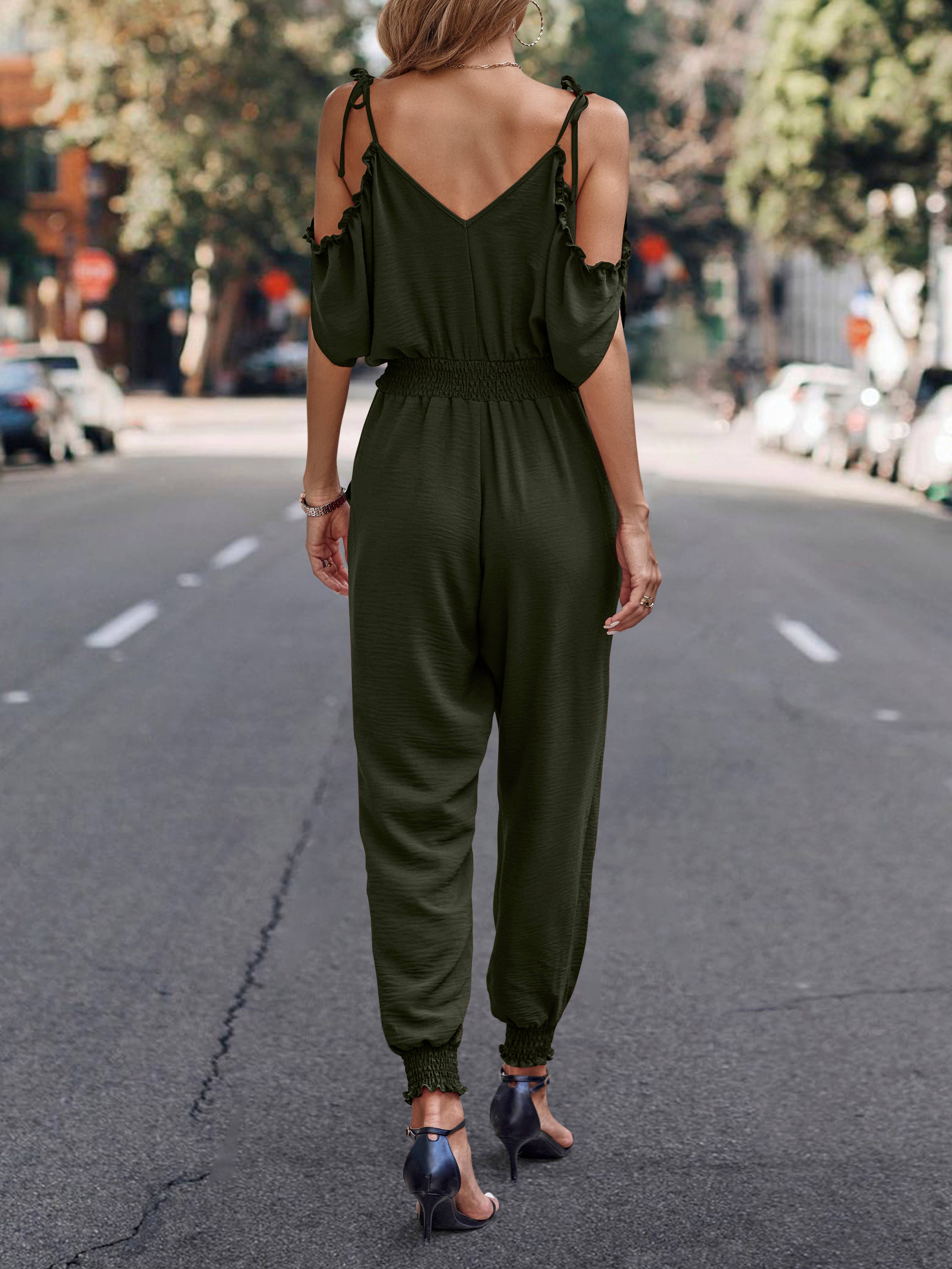 eLook – Großhandel Jumpsuit – Damen – SZ1-J9004 Schulterfreier Wickeloverall mit gesmokter Schulterpartie8