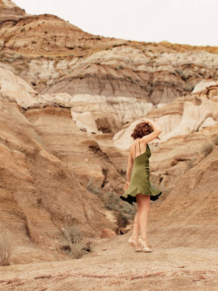 Abito sottoveste con zip Alayna per la vendita all'ingrosso da parte di JENA TANG