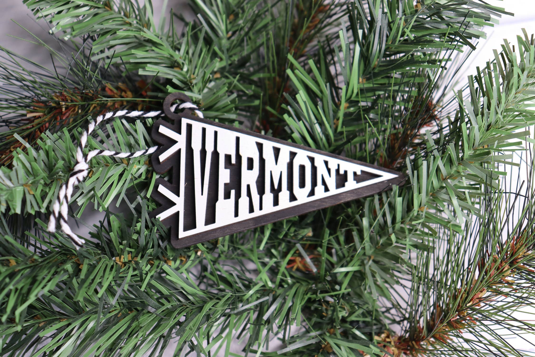 The Trendy Traveler - Wholesale Ornament - Vermont Pennant Layered Wood Christmas Ornament0