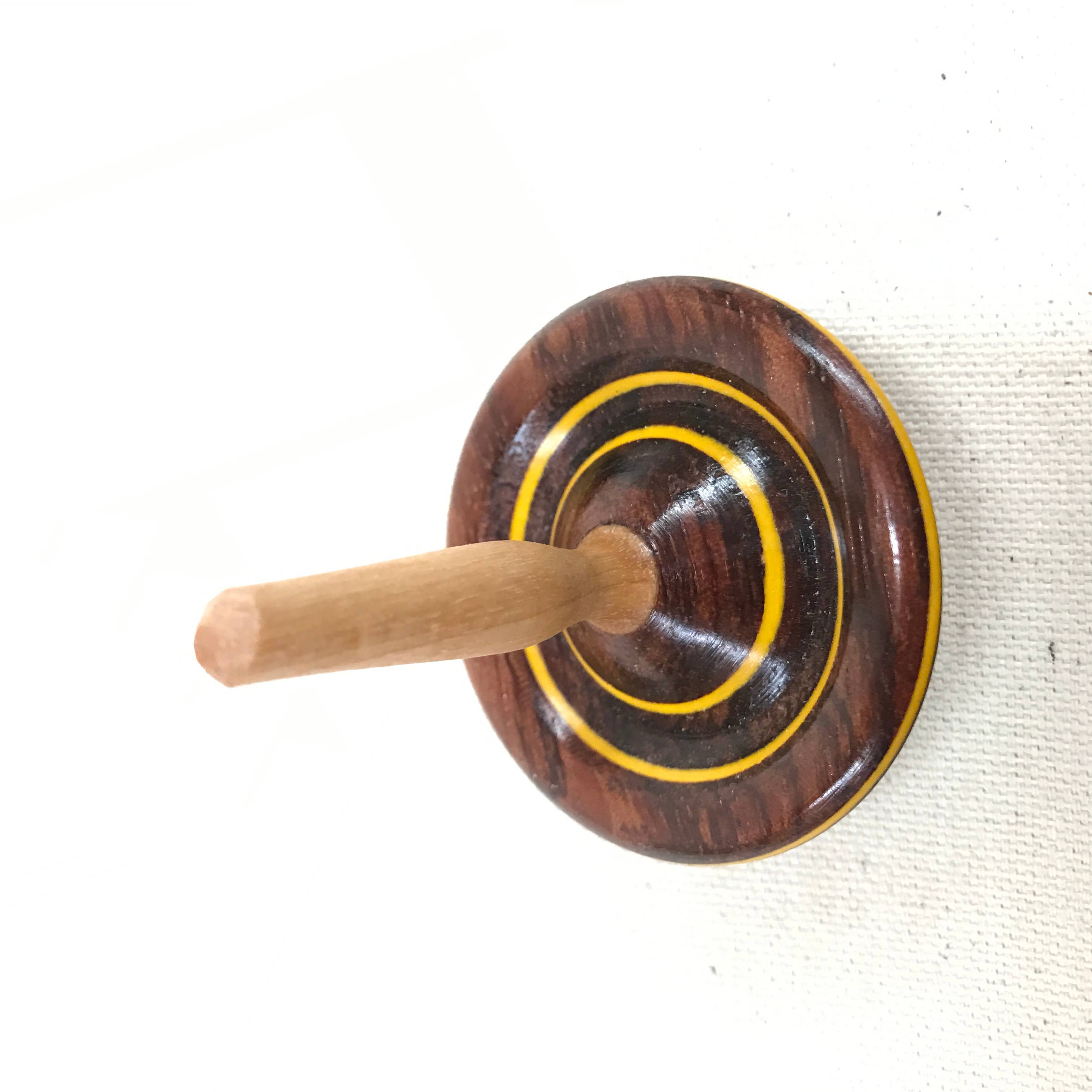 Baldwin Toy Co. - Vente Jouet en bois – enfant - Toupies en bois colorées faites à la main2