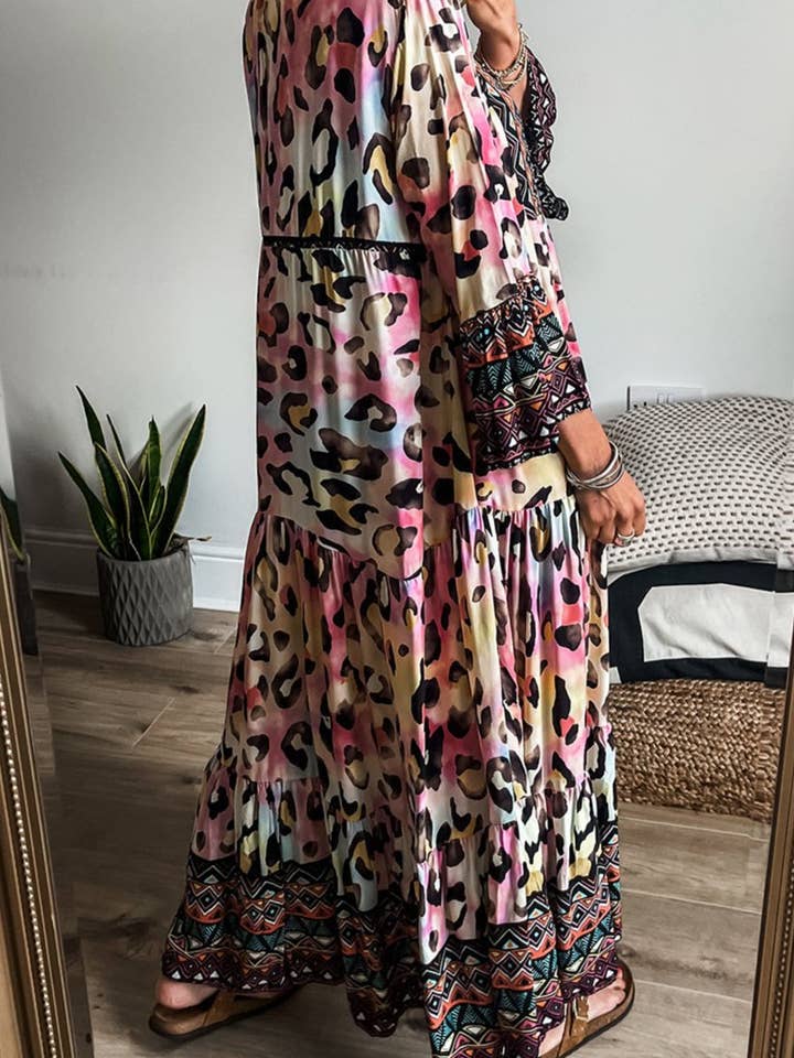Rosa Western Leopard Tired Maxiklänning för wholesale på Faire