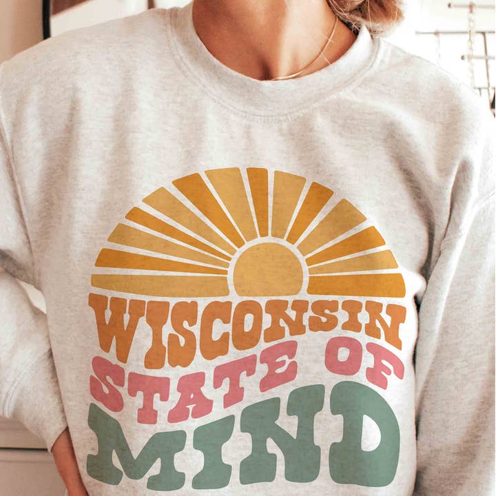 A. BLUSH CO - Wholesale Graphic Sweatshirt - Women's - WISCONSIN STATE OF MIND Graphic Sweatshirt0