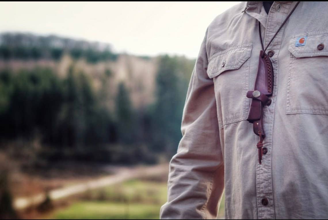 Titan International - Wholesale Pocket Knife/Holder - E3 Carbon 1080 neck knife with forged scales, MINI /ROSEWOOD5