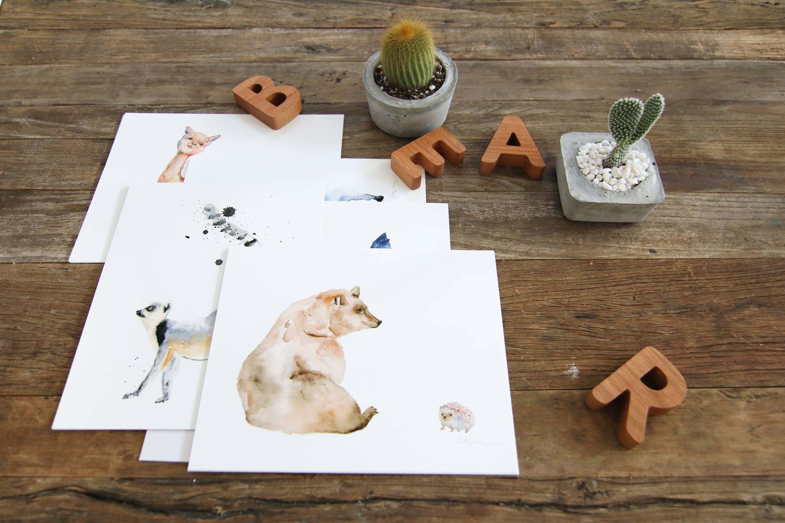 Easy Sunday Club - Vente Affiche d'art - Impression d'art ours brun et hérisson1