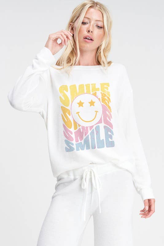 Peace Love Line – wholesale Mjukisset – Dam – STJÄRNA LEENDE TOPP OCH BYXOR LOUNGE SLITAGE SET5