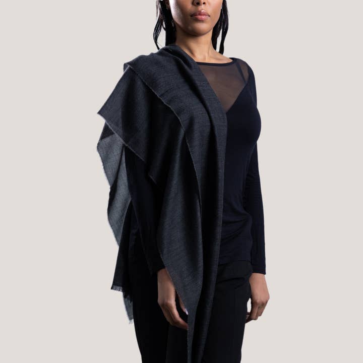 Pashmisy - Wholesale Wrap - Women's - Soft Grey Cashmere Shawl