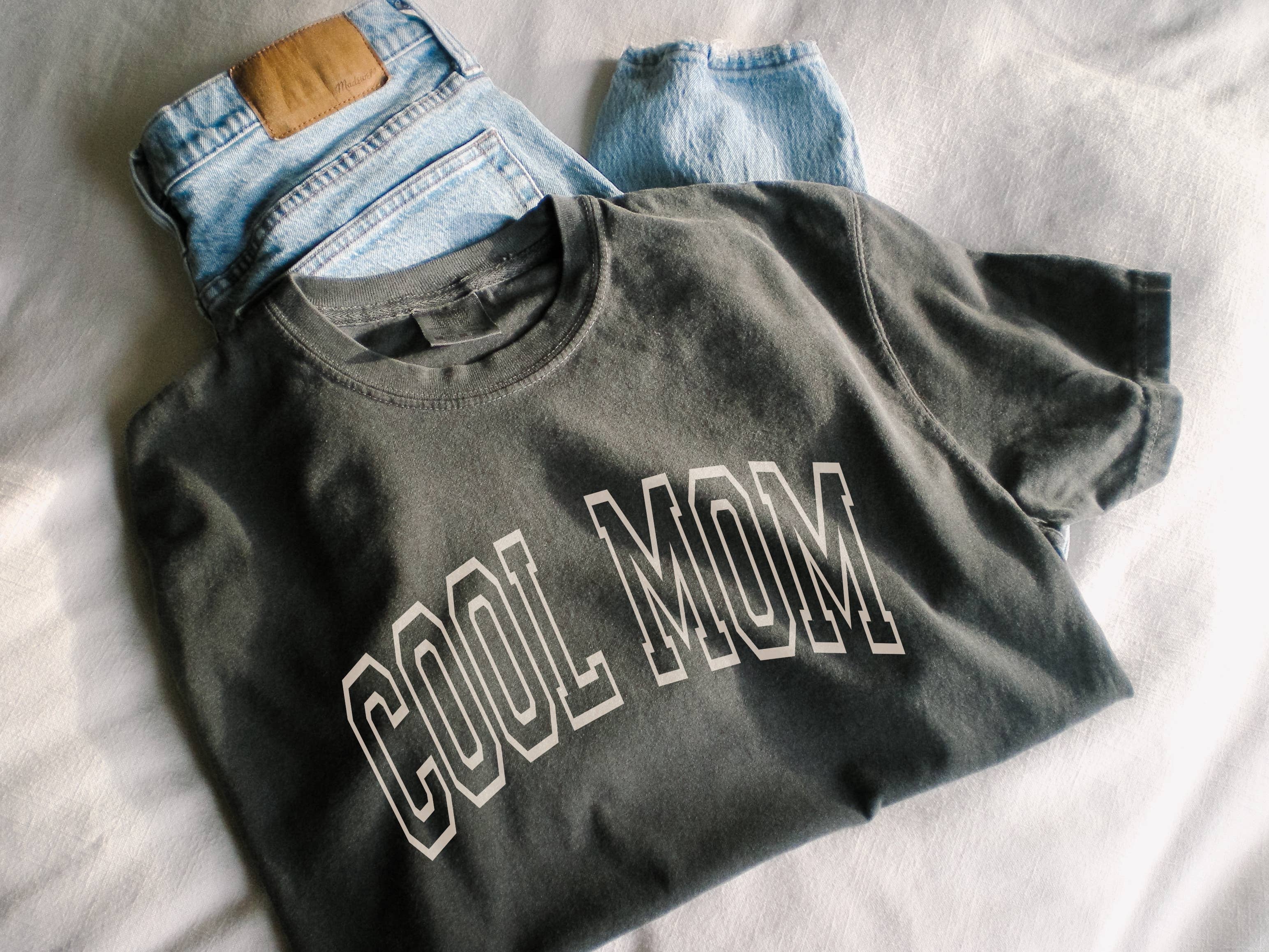 LOLA MAGNOLIA - Wholesale T-shirt met print - Dames - COOL MOM T-SHIRT1