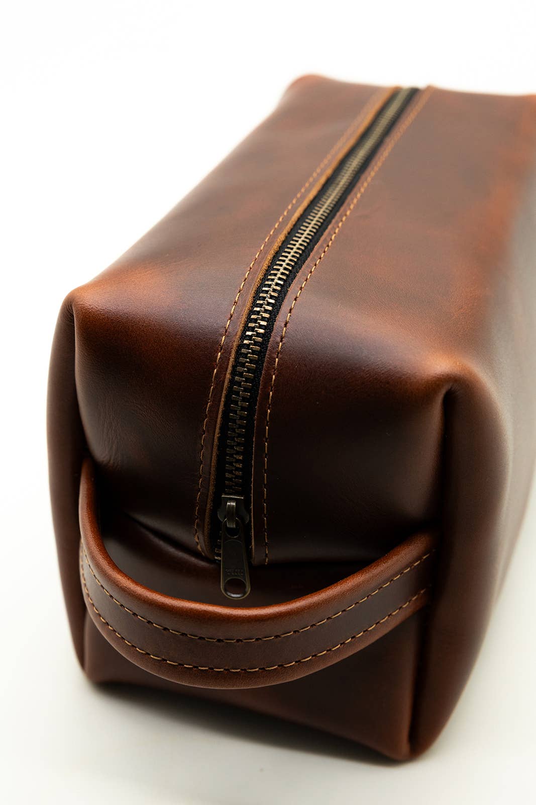 Lindy Leather - Wholesale Toiletry Bag - Men's - Dopp Kit - The Gentleman's Travel Kit7