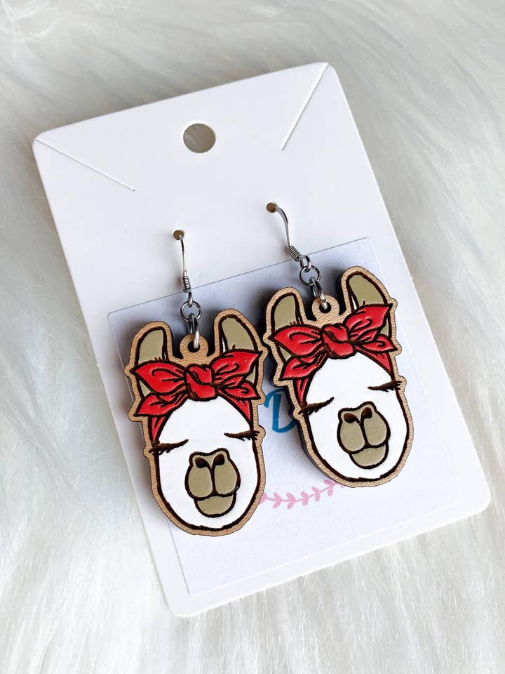 Bandana à pendentifs en forme de lama pour la vente par 269 Design