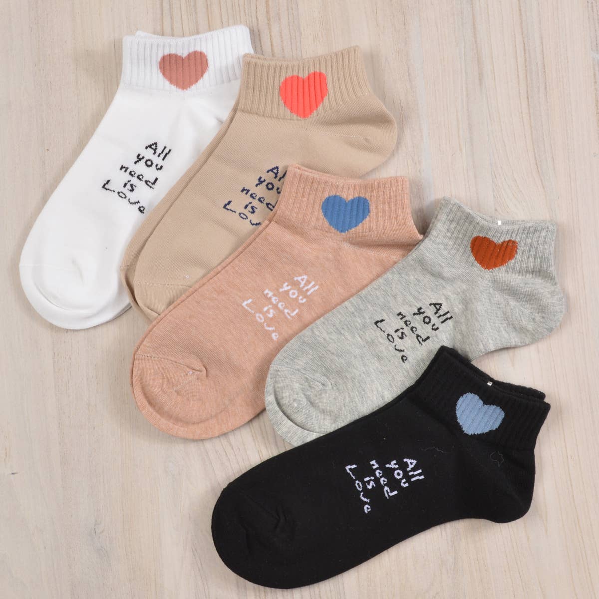 Loven x Mini Momo - Wholesale Socks - Women's - Cute Women's Socks Set - Embroidery Heart Ankle Socks0