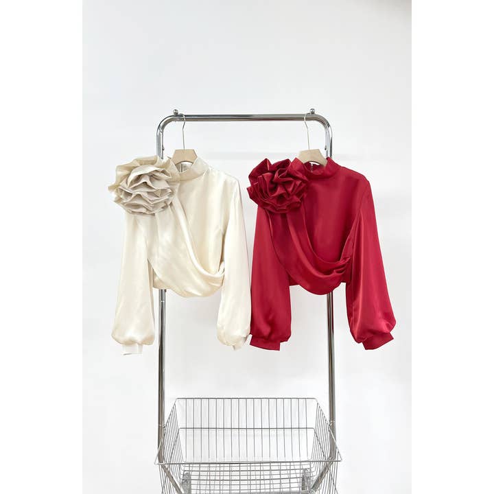 XHHH Inc - Wholesale Blouse - Women's - Asymmetrical Floral Blouse