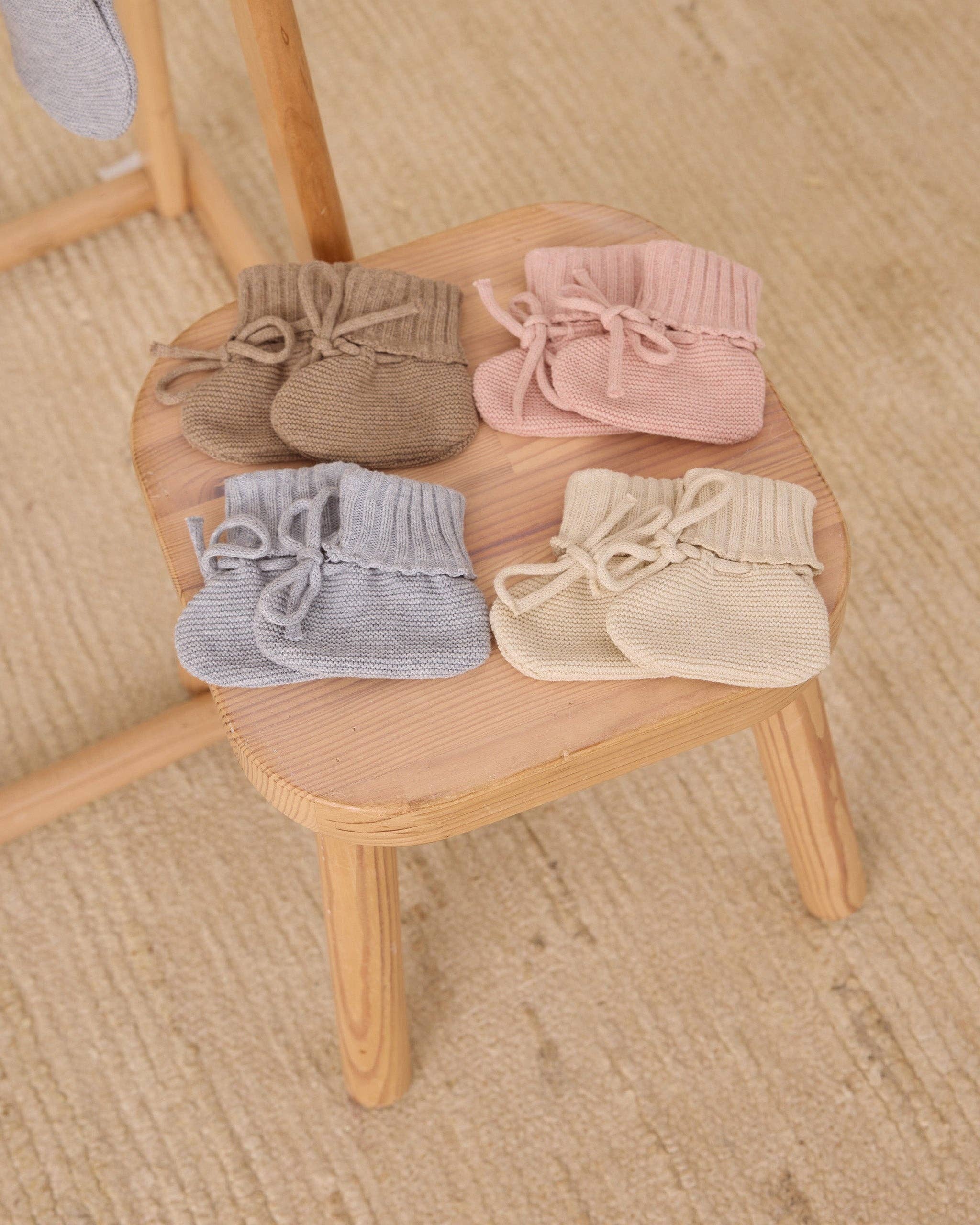 Quincy Mae - Wholesale Booties - Baby - Knit Booties Heathered Dusty Blue3