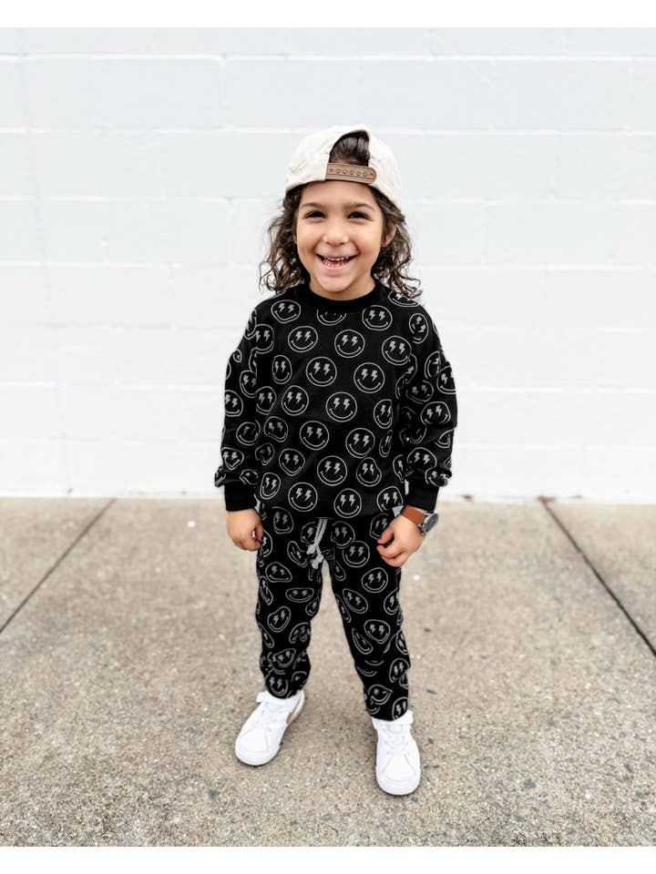 Lucky Panda Kids - Wholesale Lounge Set - Kids - Jogger Set | Electric Smiley5