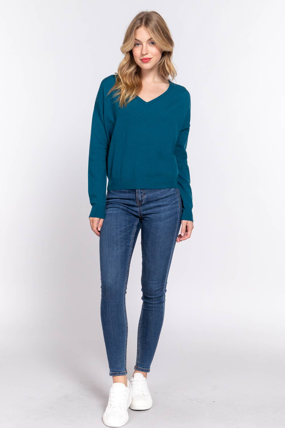 Active Basic | Active USA – Engroshandel Pullover - Dame – Viscose trøje med v-udskæring, lange ærmer og krydset rygrem7