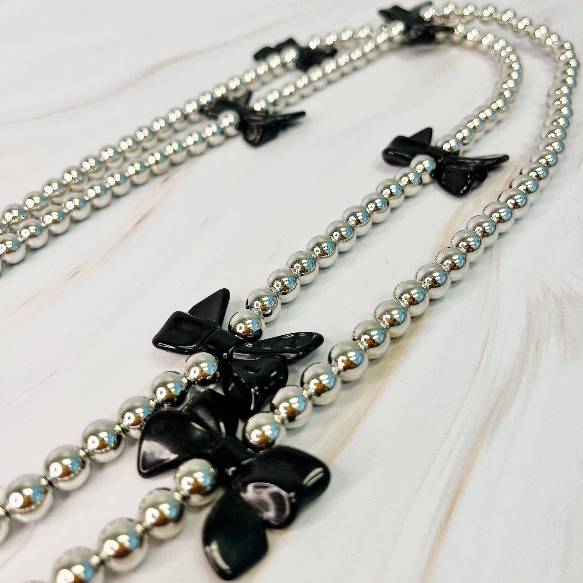 Ellison+Young - Wholesale Phonecase Strap - Bows And Beads Crossbody Phone Lanyard0