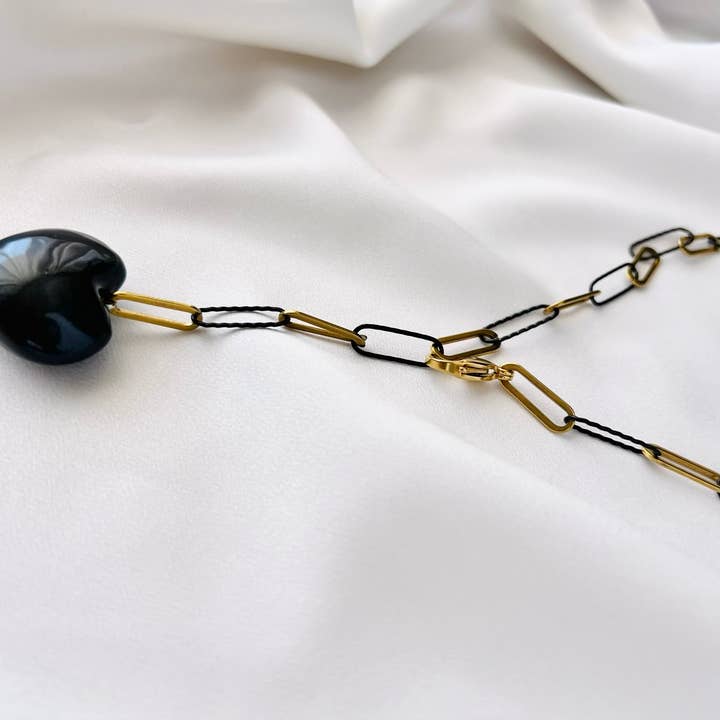 Goupi - Wholesale Pendant/Charm Necklace - Gold and black chain charm necklaces