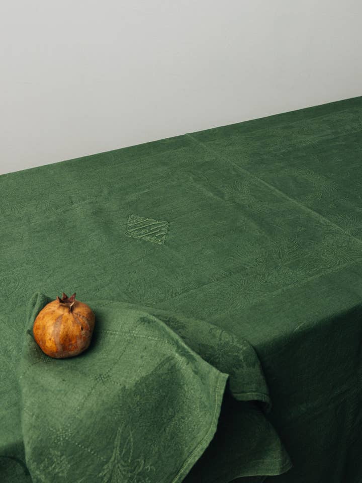 Mantel antiguo con monograma "MT" - 160x230cm para venta al por mayor de Maison Masarin