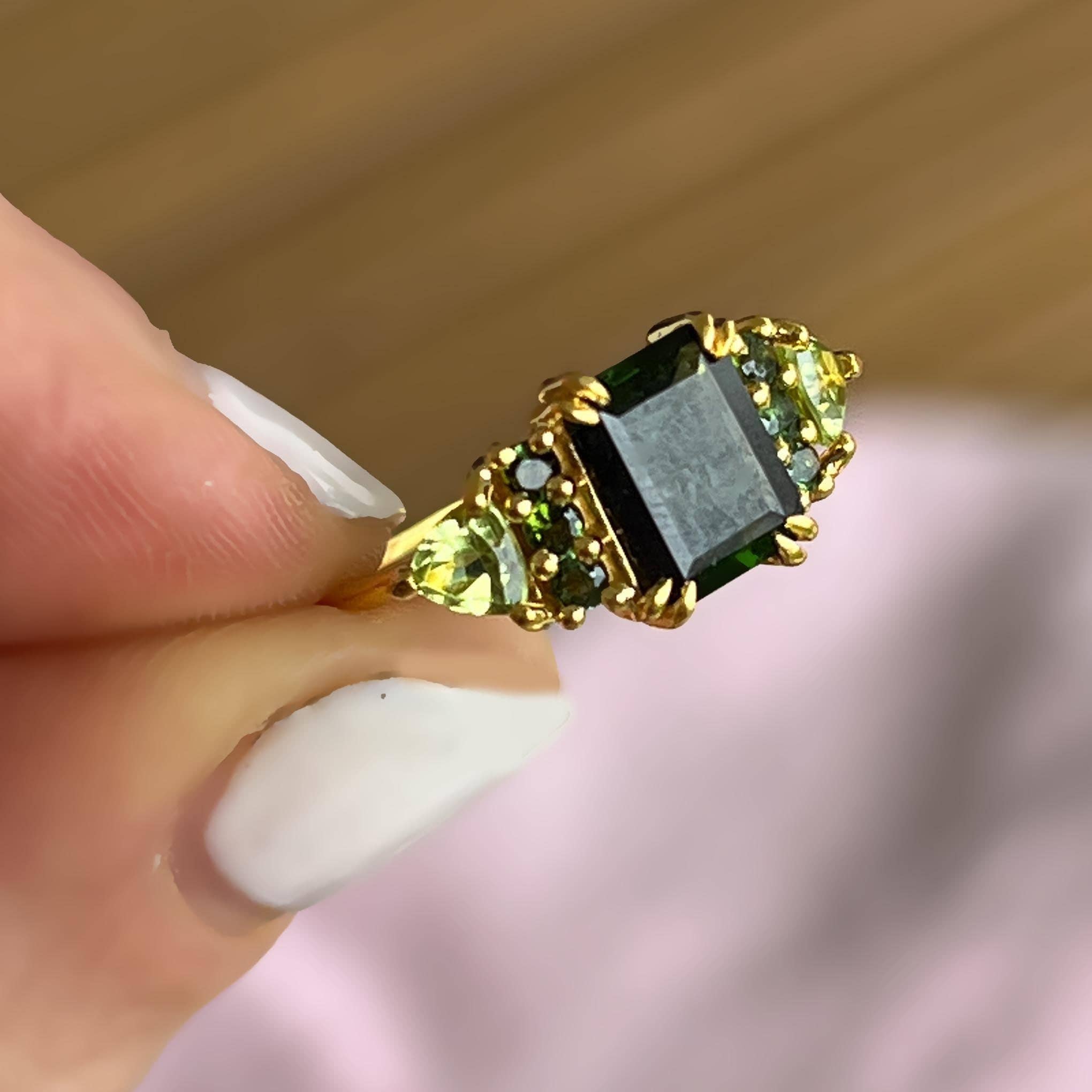 La Kaiser – wholesale Multi-stone ring – Green With Envy Topaz & Peridot Regal Ring2