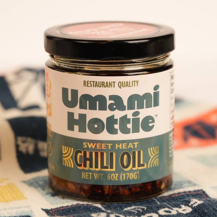 Chunky Garlic Chili Crisp for wholesale by Umami Hottie
