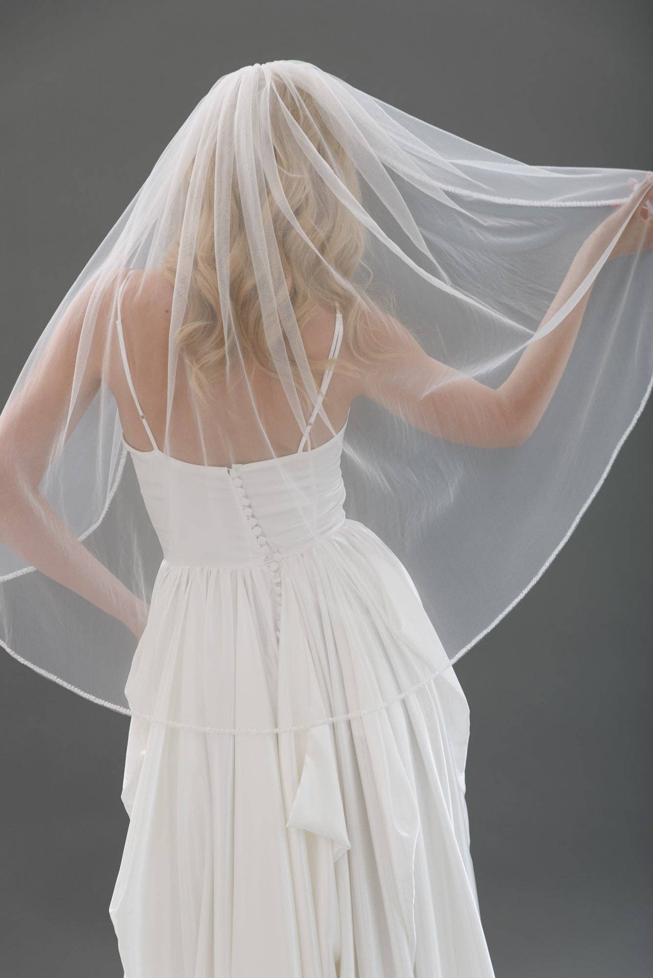 Heirloom Bridal Company - Wholesale Veil - Women's - Veil V24122