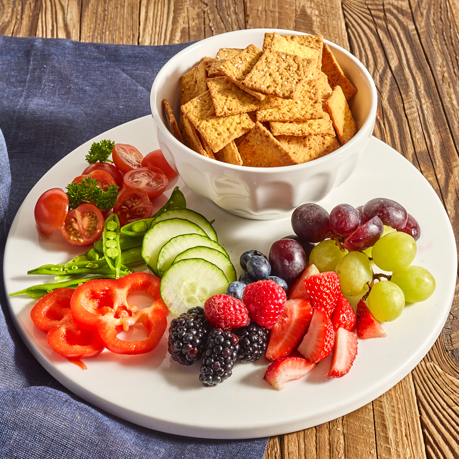 Partners Crackers - Wholesale Crackers - Crispy Cheese Snack Crackers1