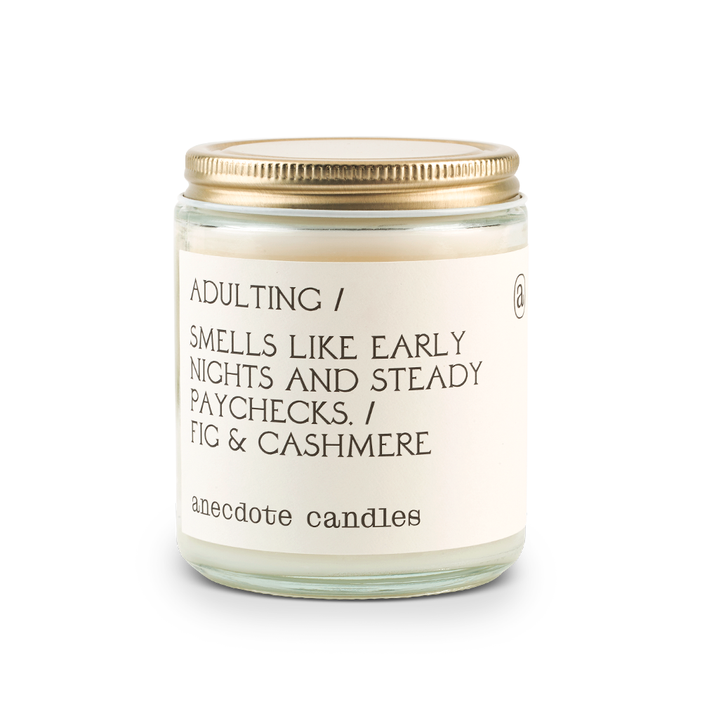 Anecdote Candles - Venta al por mayor Velas en tarros - Vela Adulting (Higo y Cachemir)1