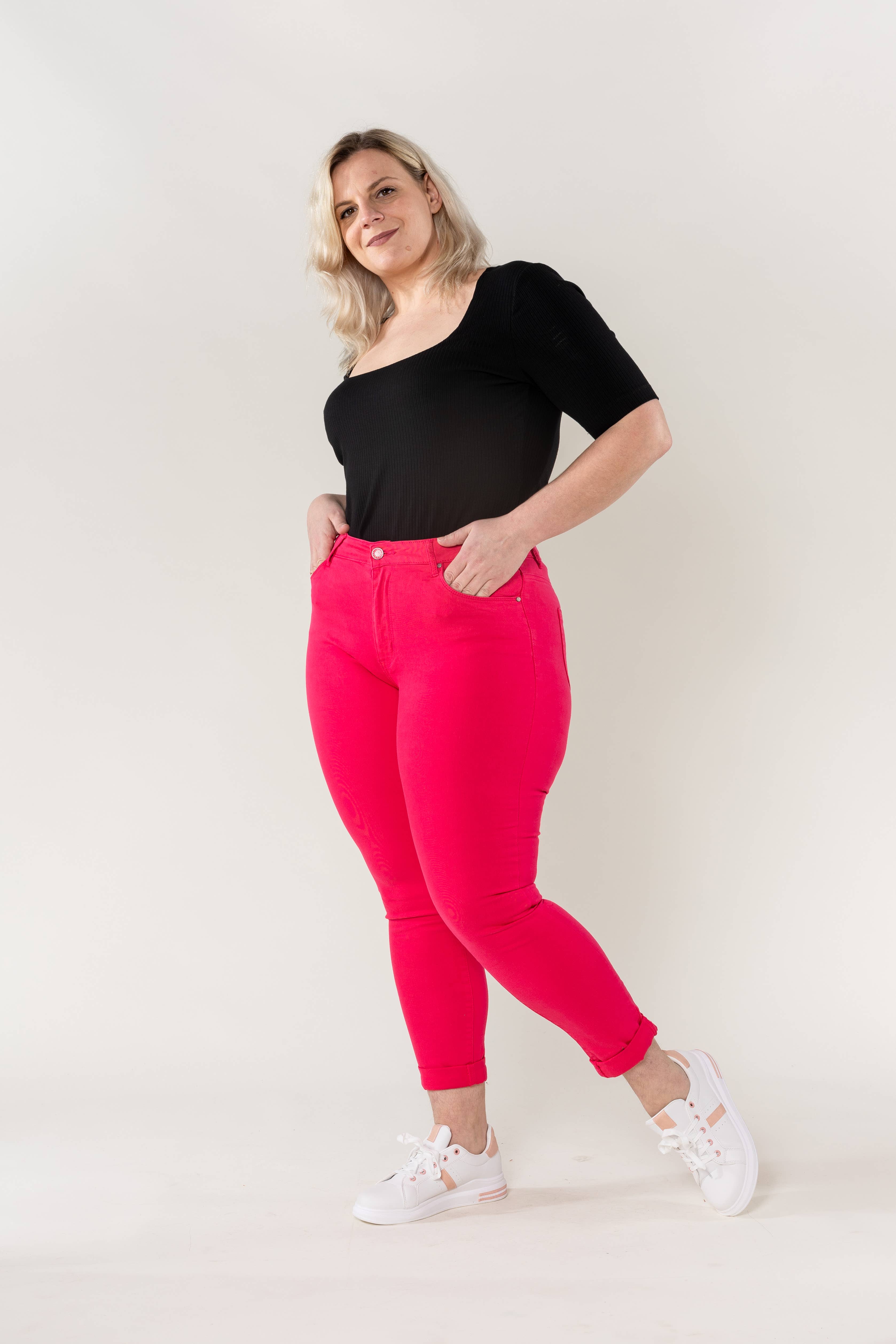 Nina Carter – Calças - Mulher por atacado – Tamanho Plus Curve Plus Tamanho Voltar ao Pescoço P19930