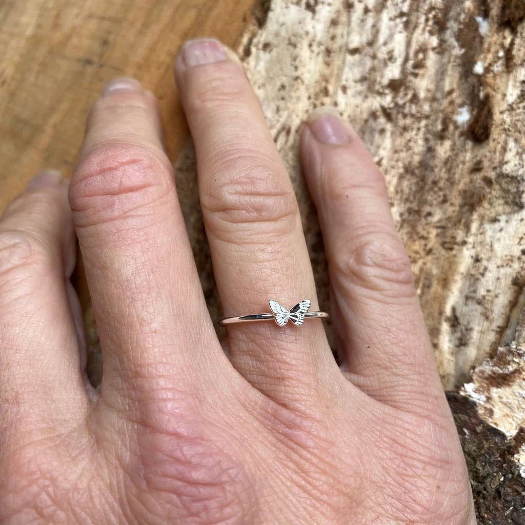 REEVES & REEVES – wholesale Band/Stackad Ring – CR15N fjäril Ring2