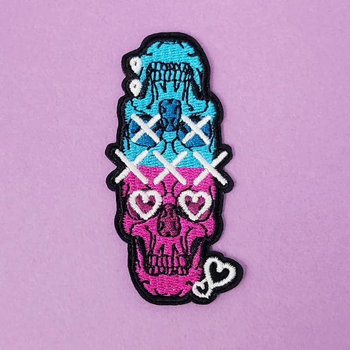Écusson thermocollant brodé Double Skull Lie To Me - pour la vente par PeachyxJames