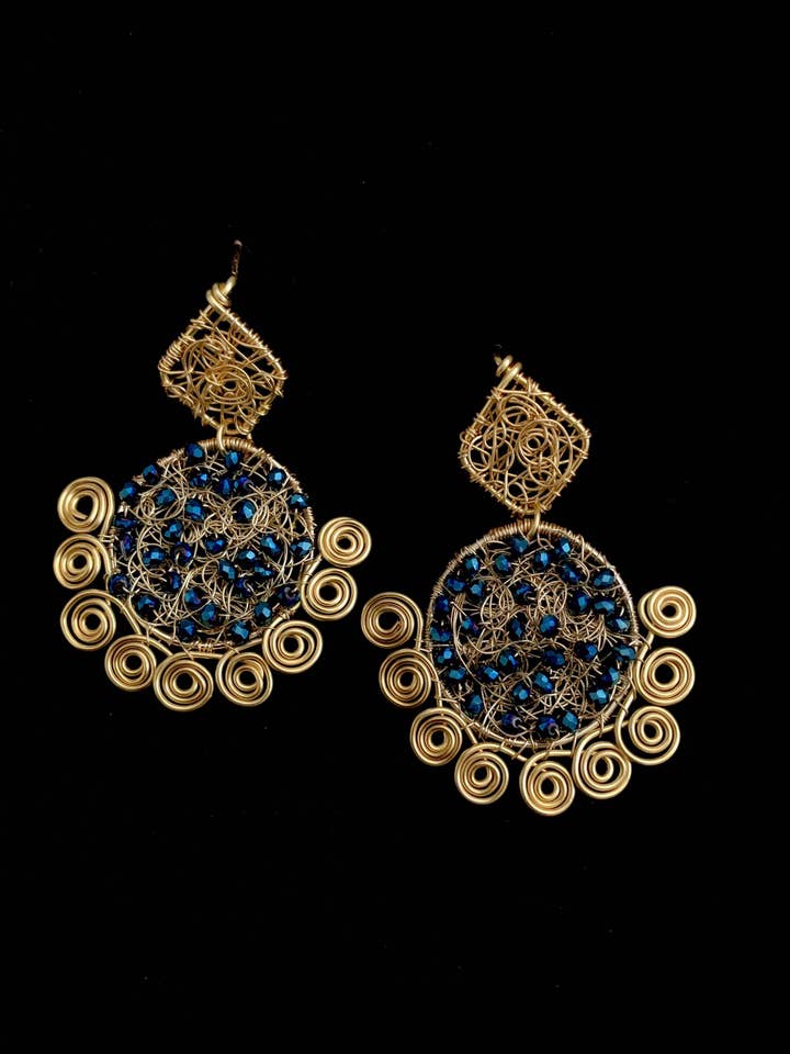 Brincos Espiral com Acabamento a Ouro! por atacado de Diana Wingert Jewelry